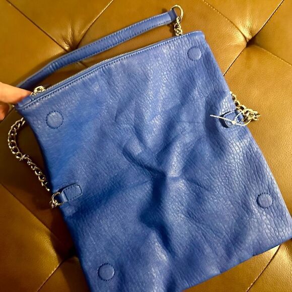 EXPRESS BLUE CHAIN PURSE SHOULDER BAG - Picture 5 of 6